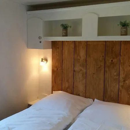Chalet *